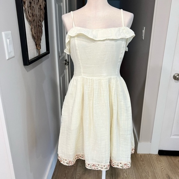 Tulle New Spaghetti Strap Ivory Fit and Flare Summer Dress - Picture 2 of 12